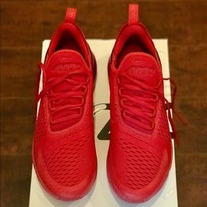 Nike Air 270 Triple Red size 9.5 MENS